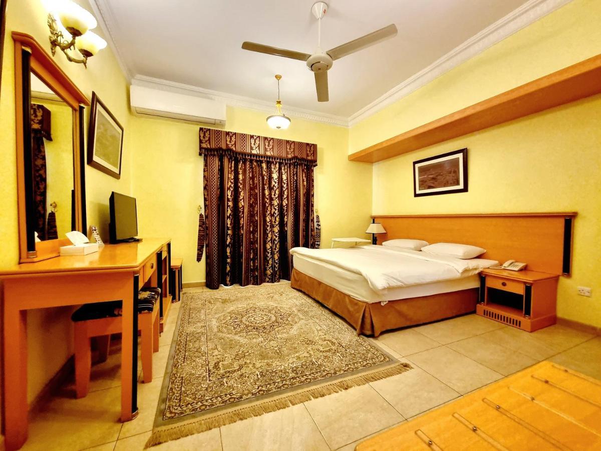 Muscat International Hotel מראה חיצוני תמונה