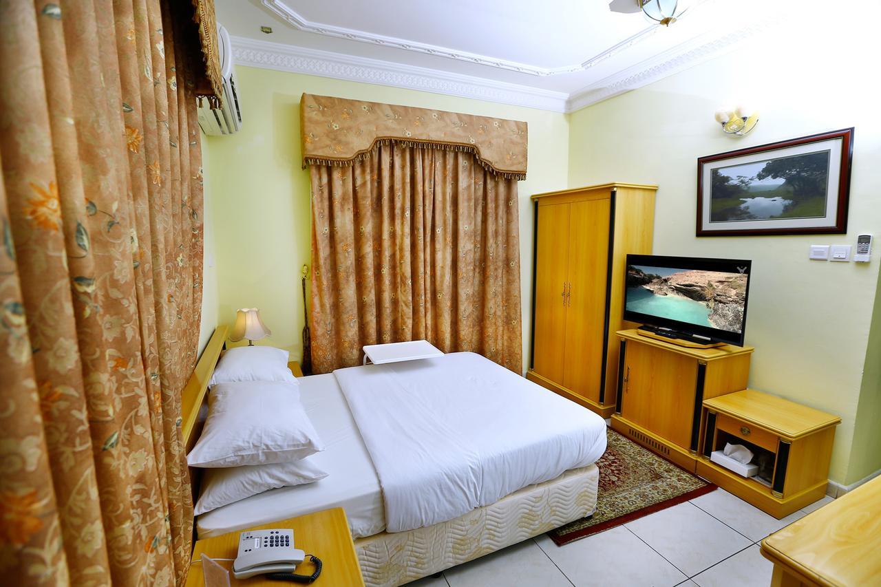 Muscat International Hotel מראה חיצוני תמונה
